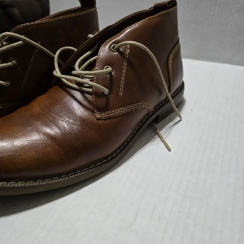 St. John's Bay Men's Brown Chukka Boots 8.5M Leather Memory Foam Dry+Cool